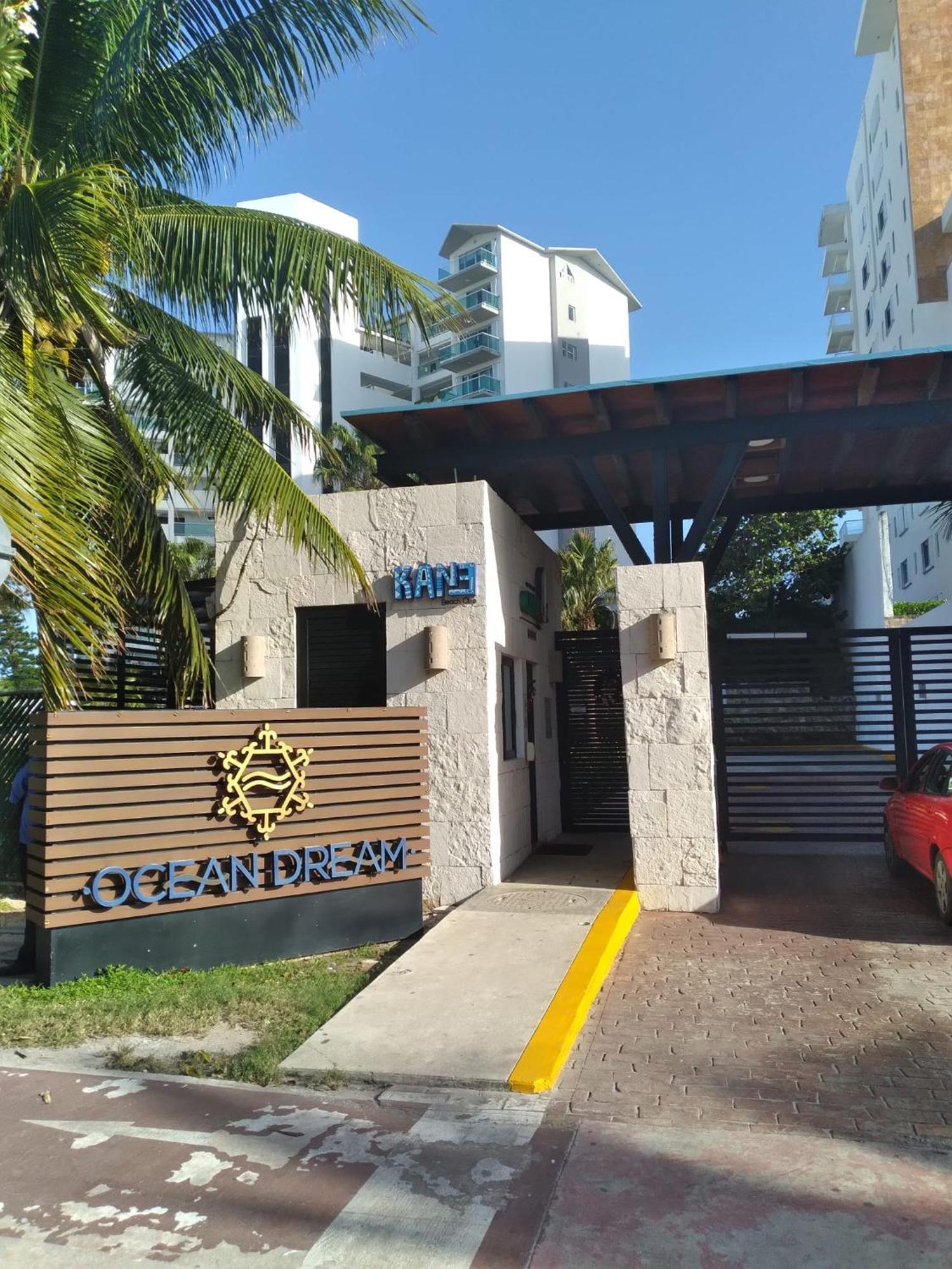 1 Bedroom Seaview Condo In Ocean Dream Resort カンクン エクステリア 写真