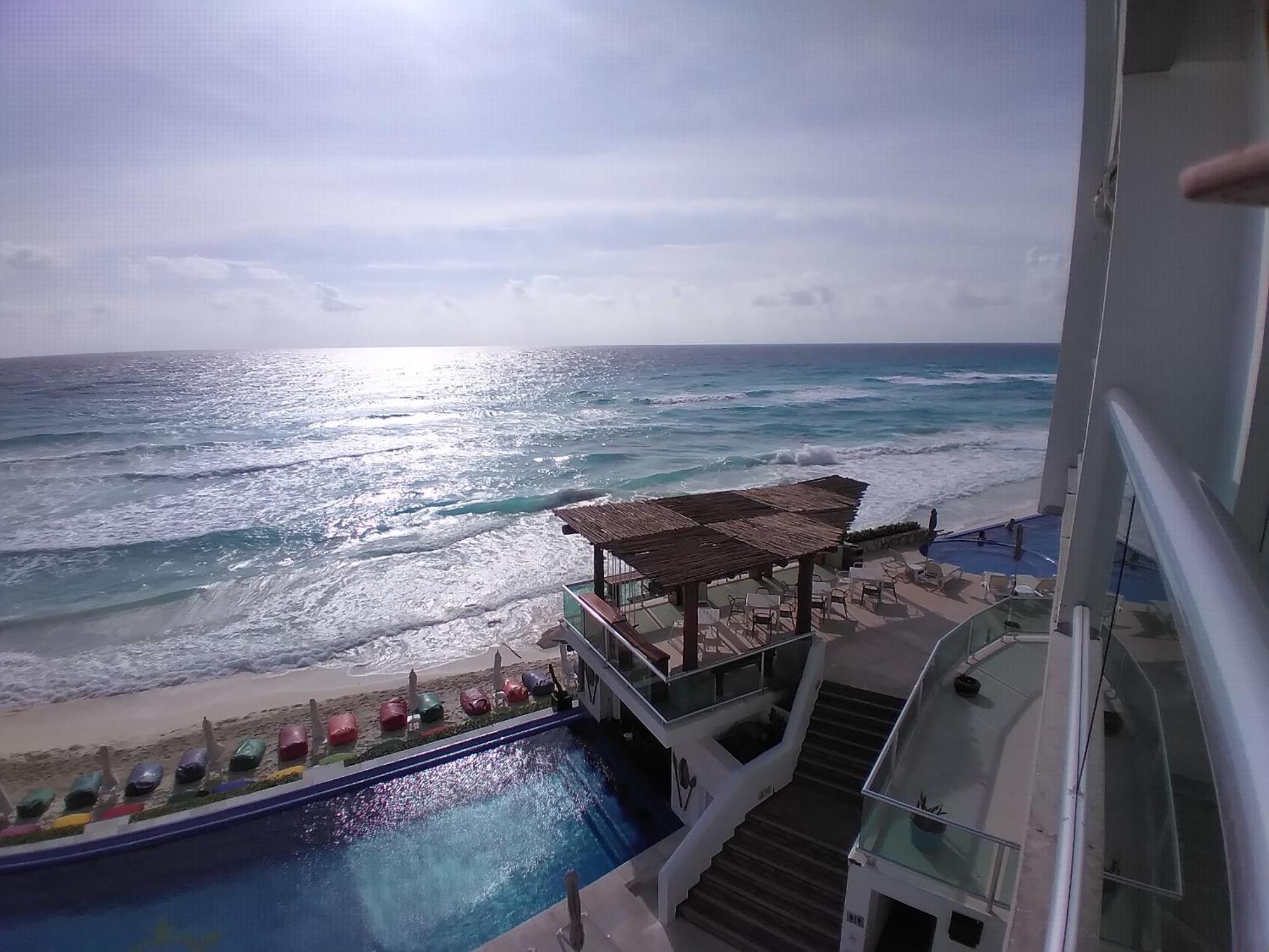 1 Bedroom Seaview Condo In Ocean Dream Resort カンクン エクステリア 写真