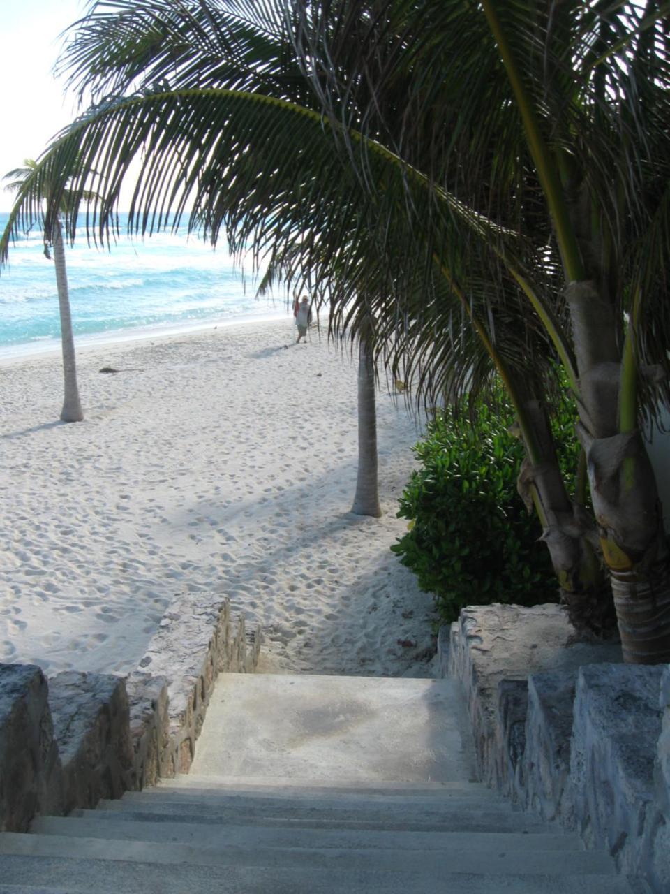 1 Bedroom Seaview Condo In Ocean Dream Resort カンクン エクステリア 写真