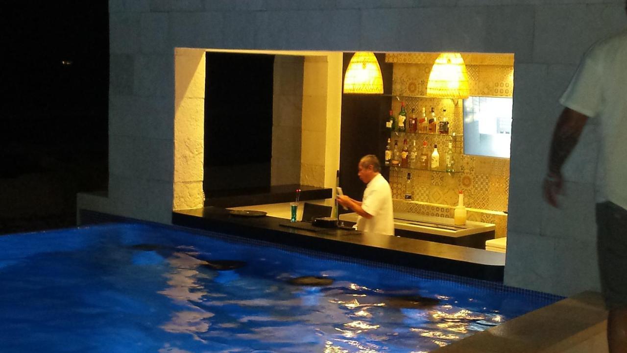 1 Bedroom Seaview Condo In Ocean Dream Resort カンクン エクステリア 写真